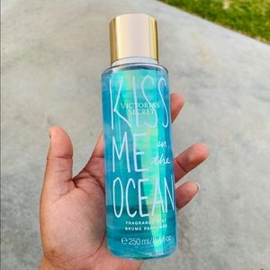 🌵3 for $20 Victoria’s Secret Kiss Me in the Ocean